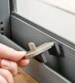 Locksmith Key Store Northridge, CA 818-488-2681 - broken-key-extraction